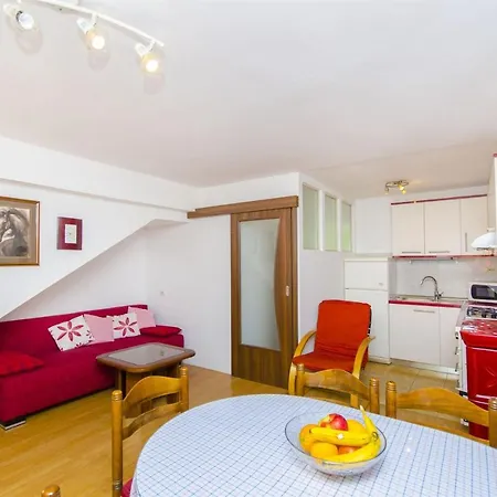 Dragica Apartment Slatine