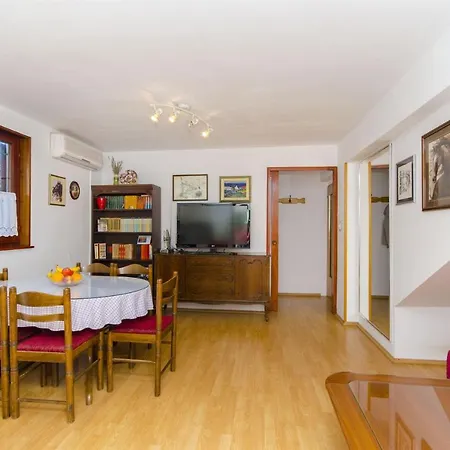Dragica Apartment